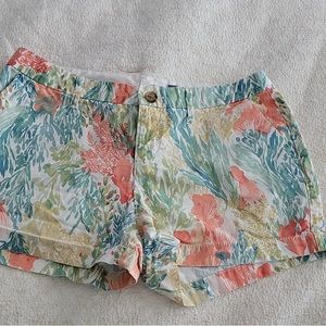 ⭐️ Like new! Old Navy Floral Print Shorts!